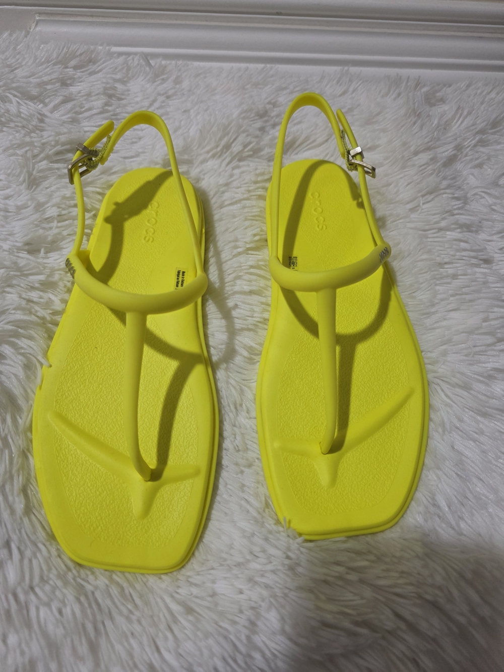 CROCS Women's Neon Yellow T-Strap Slingback Sandals